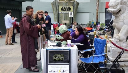 Las primeras colas para ver 'Star Wars' en California.