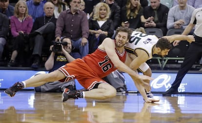 Pau Gasol y Neto.