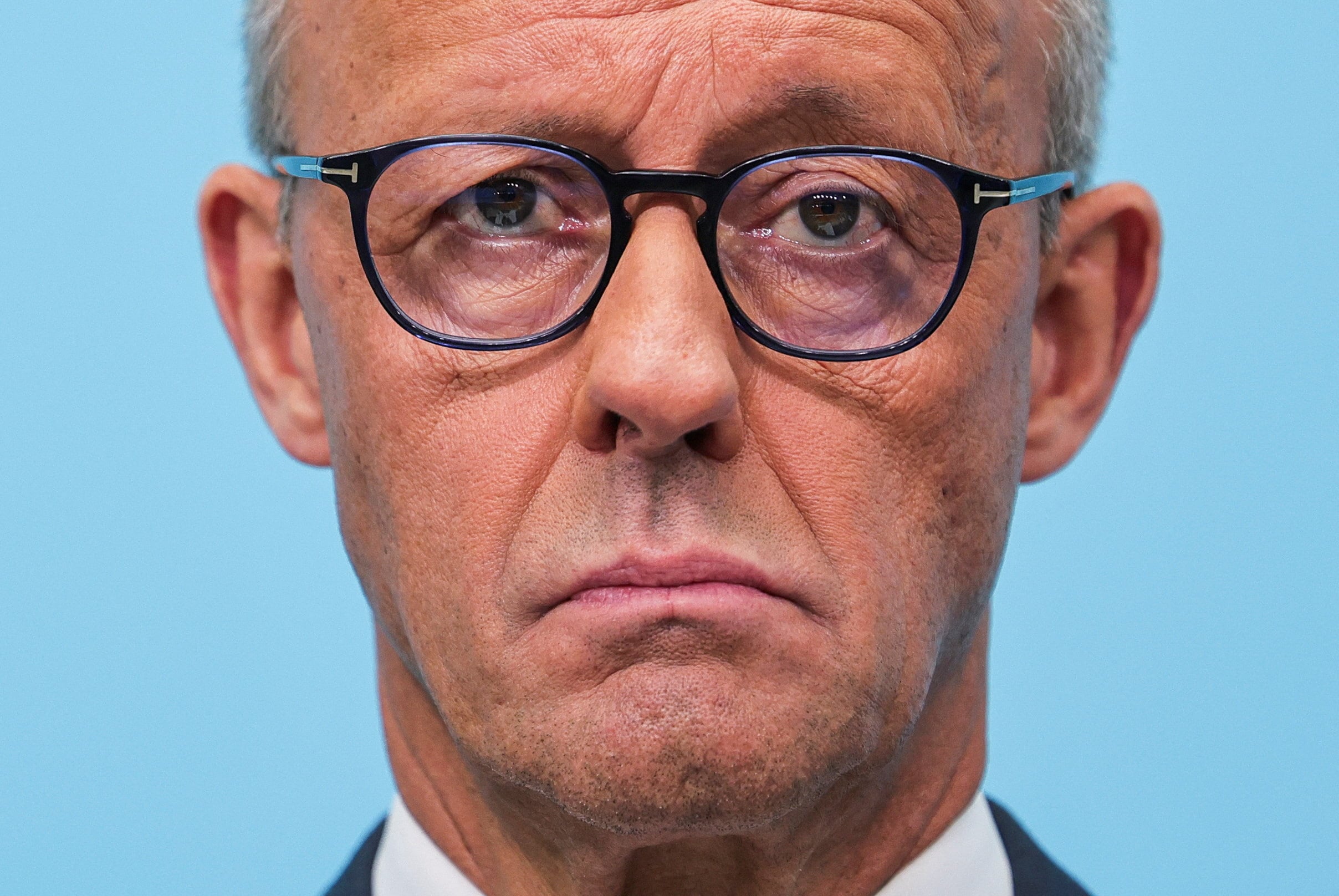 El auge de la ultraderecha en Alemania y la debilidad de Merz inquietan en Bruselas