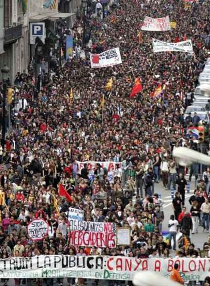 Manifestación de estudiantes en Barcelona para protestar por el impacto de la Declaración de Bolonia.