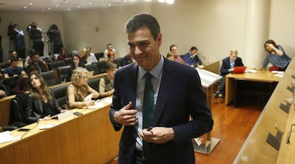 Pedro Sánchez, tras una rueda de prensa el pasado viernes en el Congreso.