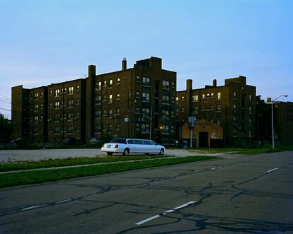 Cass Corridor, un distrito del centro que, tras quedar vacío, se recupera lentamente. 