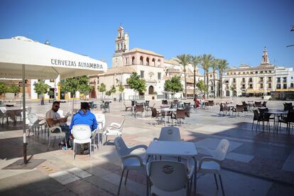 Plaza de España de Écija, municipio sevillano afectado por la contaminación del agua, el pasado octubre.