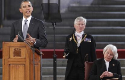 Obama interviene en presencia de la portavoz de la Cámara de los Lores, Helen Hayman