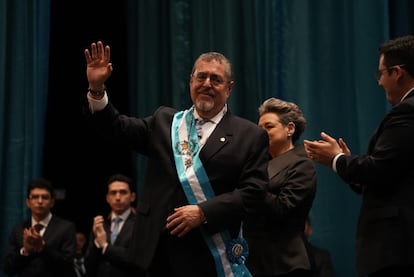 Bernardo Arévalo durante la toma de posesión como presidente de Guatemala.