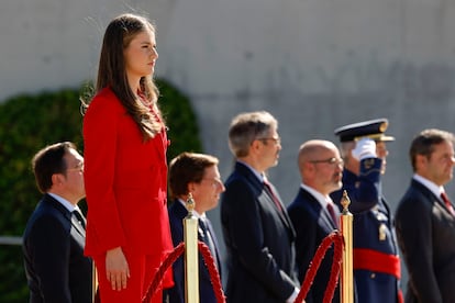 The Princess of Asturias, Leonor de Borbón, during her official farewell ceremony with distinction at the Adolfo Suárez Madrid-Barajas International Airport.