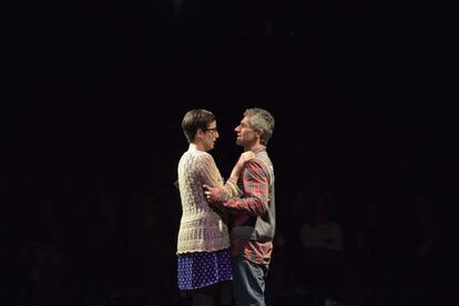 Alba Florejachs y Jordi Diaz, en 'Losers'.