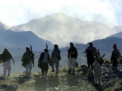 Guerrilleros de la Alianza del Norte, en la zona de Tora Bora en diciembre de 2001.