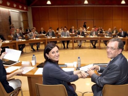 De izquierda a derecha, Virginia Jim&eacute;nez, Mar&iacute;a Jos&eacute; Catal&agrave; y Rafael Carbonell. 