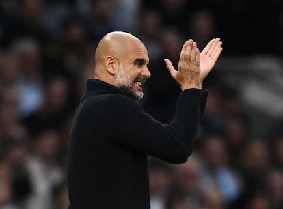 Pep Guardiola durante el partido entre el Tottenham y el Manchester City.