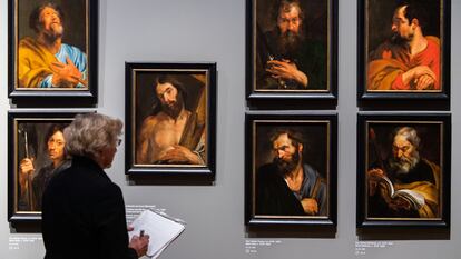 Una imagen de la exposición 'Anthonis van Dyck (1599-1641)' en la Alte Pinakothek, tomada el 24 de octubre de 2019, en Munich, Alemania.