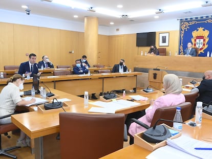 Pleno de la Asamblea de Ceuta de este lunes, luego suspendido.