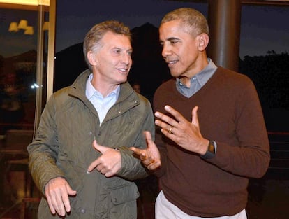 Los presidentes de Argentina, Mauricio Macri (izq) y de Estados Unidos, Barack Obama, en Bariloche.
