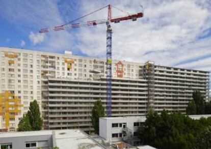 Proceso de transformación de tres edificios de viviendas sociales en el Grand Parc de Burdeos.