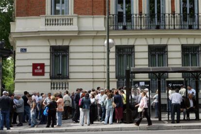 Sede de Afinsa en Madrid, de la calle Génova, desalojada y registrada, a instancias de la Audiencia Nacional en respuesta a una querella de la Fiscalía Anticorrupción