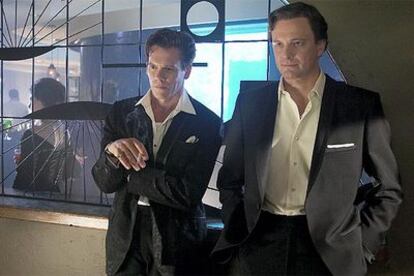 Kevin Bacon (izquierda) y Colin Firth, en una imagen de <i>Where the truth lies.</i>