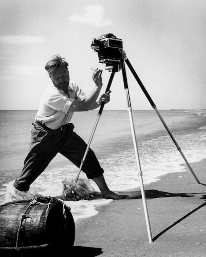 'Autorretrato'. El fotógrafo sueco se retrató en Camarga (Francia), en 1951.