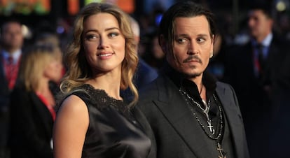 Amber Heard y Johnny Depp en diciembre de 2015. 