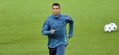 Cristiano Ronaldo en el entrenamiento previo a la Champions League