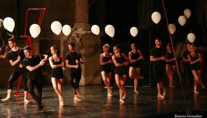 Un ensayo del espectáculo 'Viaje a la Luna' del Circo Gran Fele.