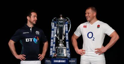 Laidlaw, capitán de Escocia y Hartley, capitán de Inglaterra.