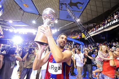 Liga ACB 2008-2009. Regal Barcelona (90) - Tau Vitoria (77). Juan Carlos Navarro, MVP de la final, ayer en el Palau blaugrana, el 22 de enero de 2009. 