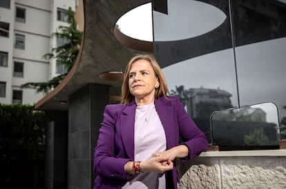 La delegada del Gobierno en la Comunidad Valenciana, Pilar Bernabé, este viernes en Valencia.