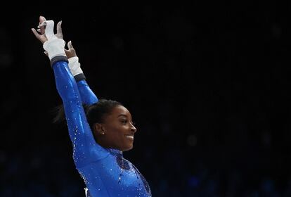 simone biles en el mundial de gimnasia 2023