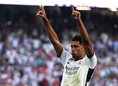 Jude Bellingham celebra el segundo gol del Madrid.