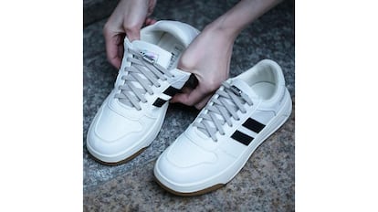 pack de dos cordones elásticos con cierre de metal