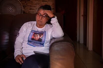 Rosario Gutiérrez, madre de Jesús Gabriel, desaparecido en 2021 en Guaymas.