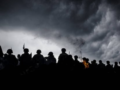 Cordón de seguridad militar (Kramatorsk. Mayo, 2014).