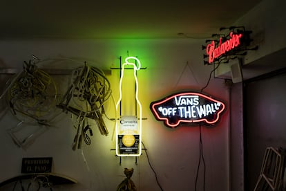 Barcelona Luminosos Villoro