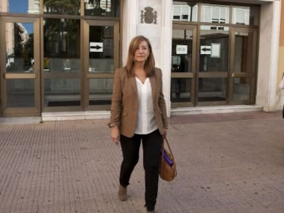 La exalcaldesa socialista de Jerez, Pilar S&aacute;nchez, en los juzgados en 2015.