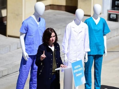 Isabel Díaz Ayuso en una foto del 30 de marzo de 2019, cuando como candidata del PP a la presidencia de la Comunidad de Madrid, prometió que construiría en Lozoyuela un hospital para la Sierra Norte.