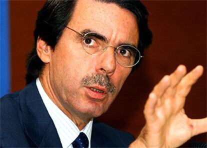 El ex presidente del Gobierno José María Aznar, en un acto de presentación de su libro.
