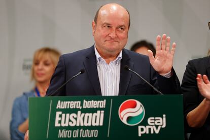 El pacto PNV-PSE en Euskadi: apoyo gratis del PP para no tener que hablar con Bildu