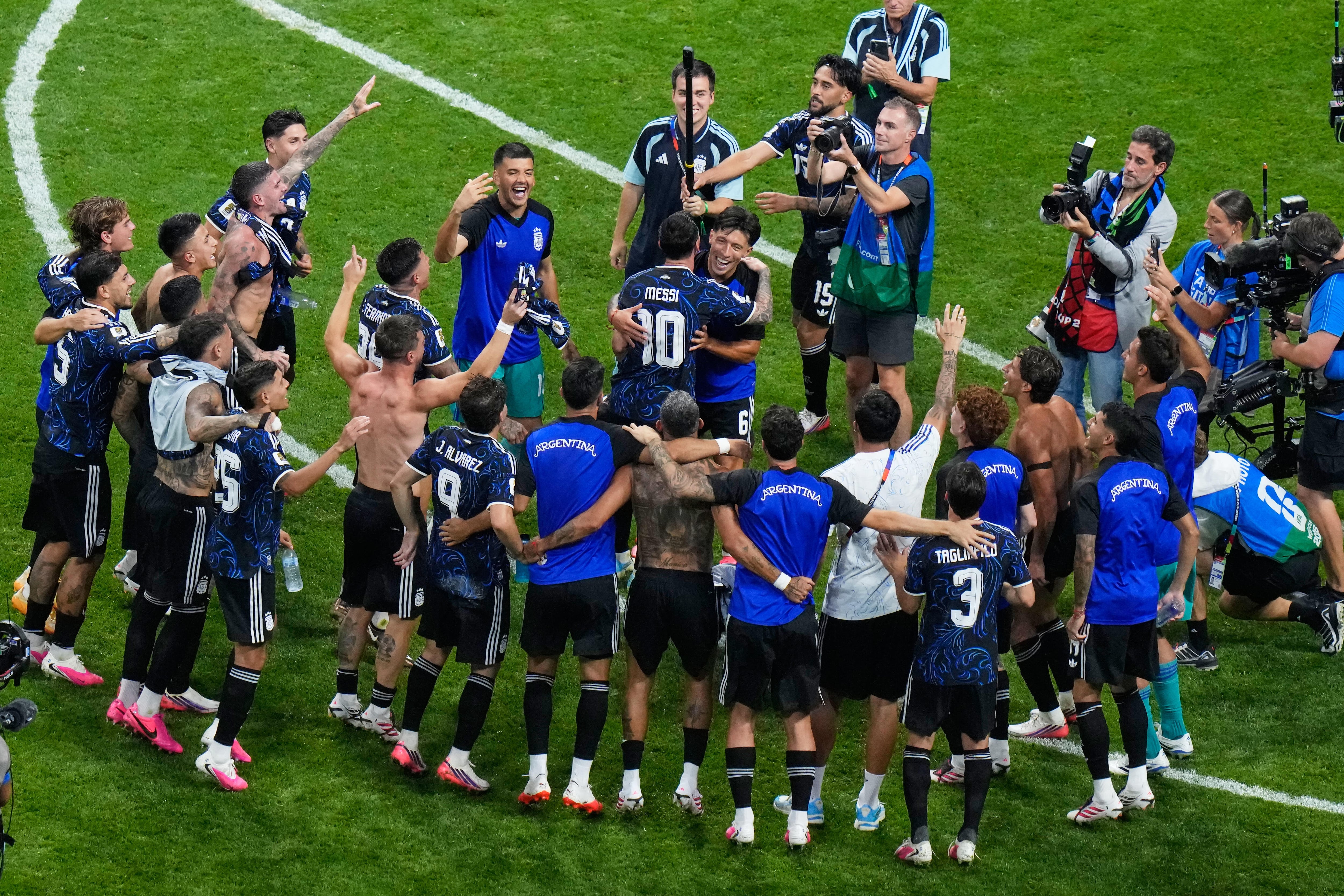 Argentina en 2026 como en 1990: un campeón defensor que llega a la final con espíritu de supervivencia