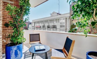 Terraza de una de las viviendas de Uxban en Madrid.