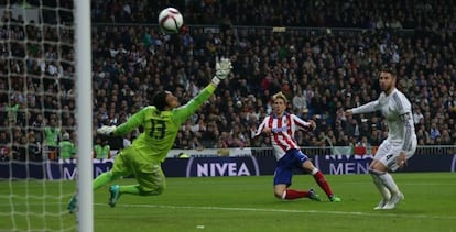 Torres marca su primer gol ante el Madrid