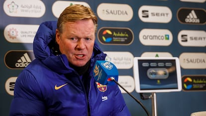 Koeman, durante un rueda de prensa.