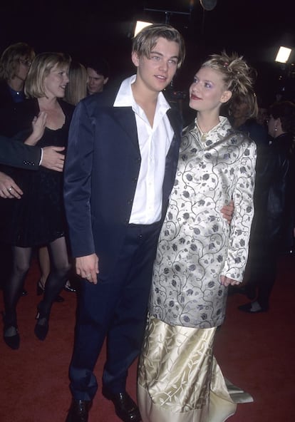 Leonardo DiCaprio y Claire Danes, en el estreno mundial de 'Romeo y Julieta' en Hollywood. Por ese entonces todavía eran dos jóvenes actores bastante desconocidos, tras la película, ambos se convirtieron en estrellas y DiCaprio pasó a ser el protagonista para 'Titanic'.