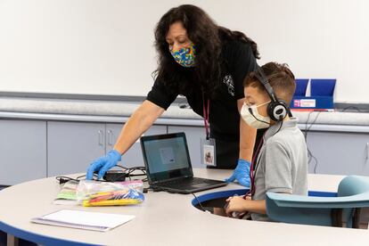 Una clase en la escuela Wilson de Phoenix, Arizona, EEUU.