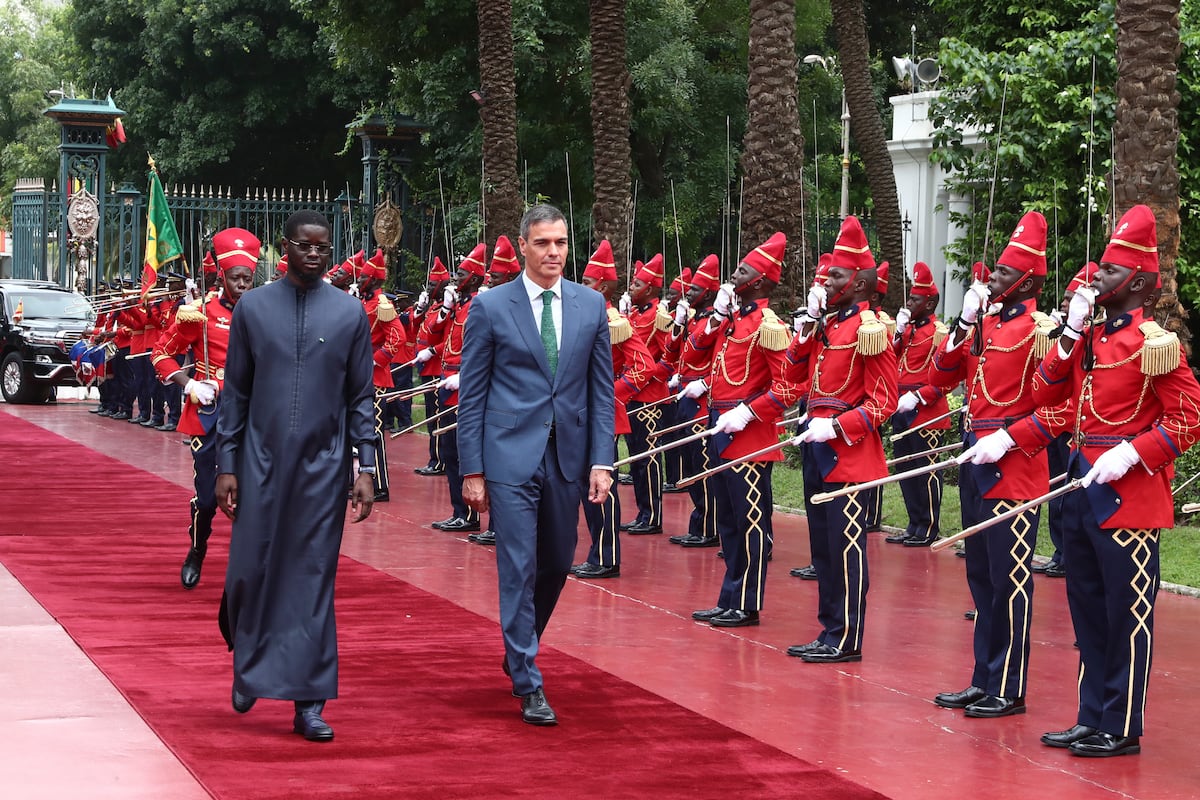 Sánchez defiende en África la migración ordenada frente al “infierno” de la irregular