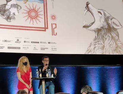 Mònica Garcia, directora de la Fundació Sitges, y Ángel Sala, director del festival, este jueves en los cines Verdi.