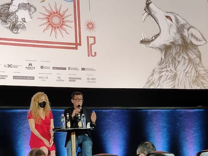 Mònica Garcia, directora de la Fundació Sitges, y Ángel Sala, director del festival, este jueves en los cines Verdi.