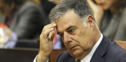José Antonio Viera, en una sesión del Parlamento en noviembre de 2011