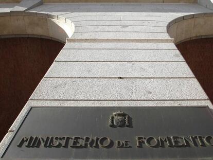 Fachada del Ministerio de Fomento en Madrid.