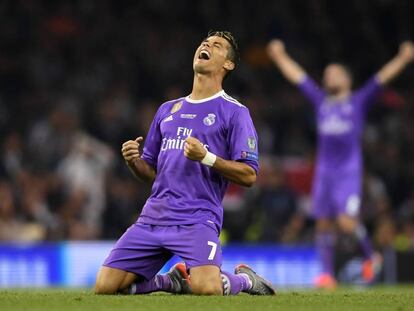 Cristiano Ronaldo celebra la victoria del Real Madrid en Cardiff.