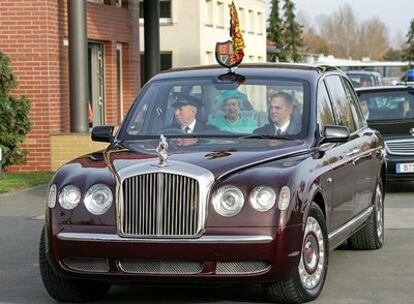 Uno de los coches de la reina al que tuvieron acceso los periodistas.